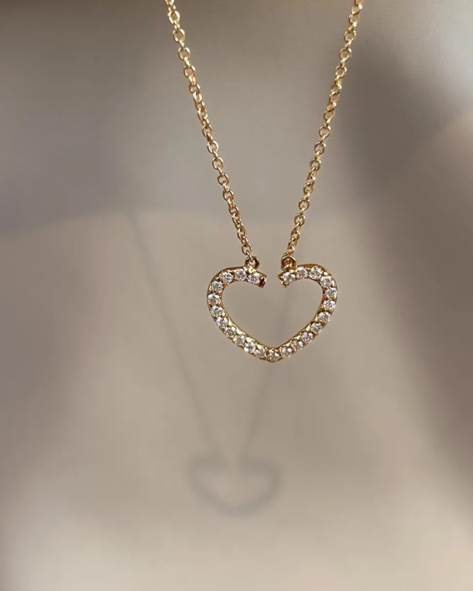 gouden_ketting_met_diaman_5.webp Gouden ketting met diamanten hartje CP117178